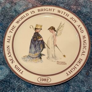 1982 Norman Rockwell HALLMARK Christmas Plate Rare Holidays